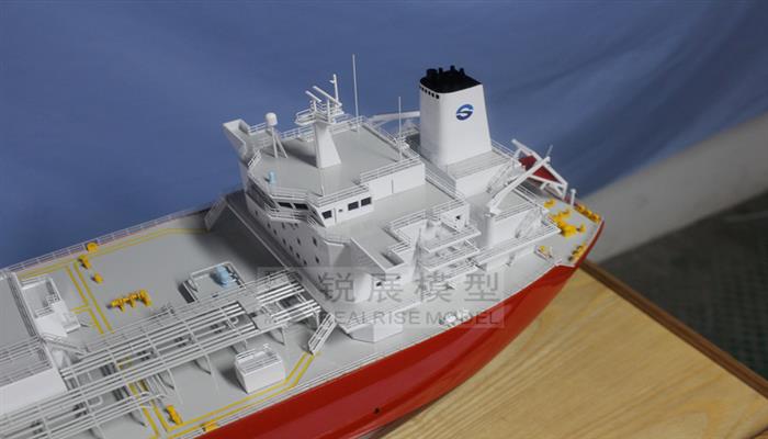 84,000 CBM LPG CARRIER MOCKUP